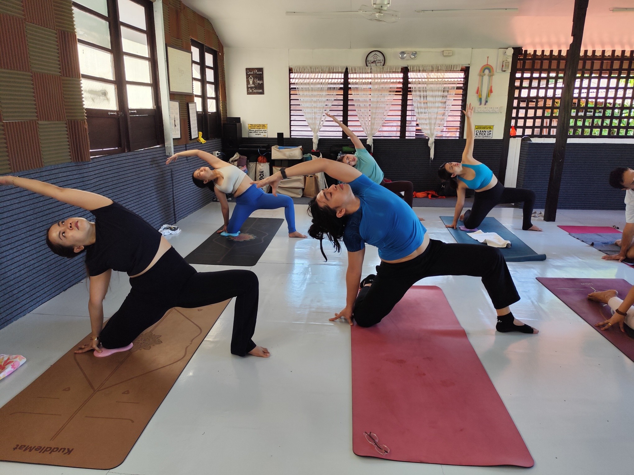 Balay-Yoga yoga class